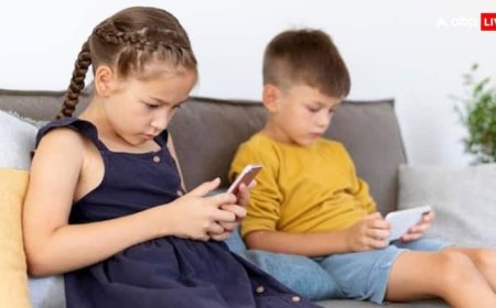मोबाइल देख-देखकर बदल रहा है बच्चे का बिहेवियर? ये 5 हरकतें देखकर हो जाएं अलर्ट