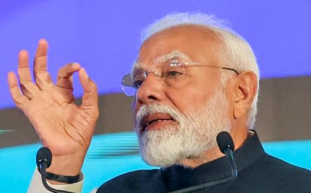 भारत का दो टूक संदेश- PoK लौटाने और आतंक के आकाओं को सौंपने पर ही होगी पाकिस्तान से बात