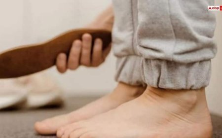 पैरों के आसपास दिखने वाले इन लक्षण से समझ जाएं किडनी हो चुकी है डैमेज, संकेत दिखते ही जाएं डॉक्टर के पास