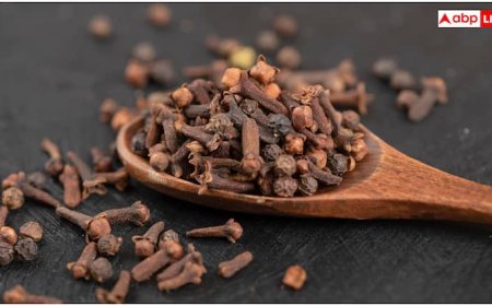 रात को सोने से पहले पीएं लौंग का पानी...नींद आएगी भरपूर, सेहत भी रहेगी दुरुस्त