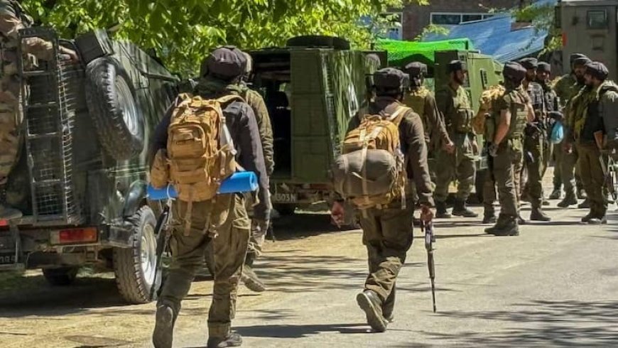 सुरनकोट के जंगलों में आतंकियों ने पहुंचाए 5 IED , 3 टिफिन बॉक्स, 2 बाल्टियों में गोला- बारूद, हाई अलर्ट