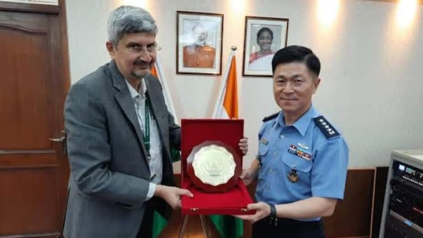 'ऑपरेशन सिंदूर' के बाद सेना अलर्ट पर, DRDO चीफ से मिलेंगे रक्षामंत्री; जानिए कौन हैं डॉ. समीर कामत?
