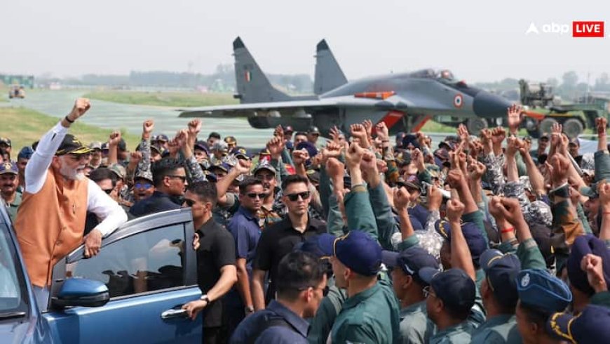 क्यों दुश्मनों के पायलट ठीक से सो नहीं पाते? पीएम मोदी की इस तस्वीर ने भेजा पाकिस्तान को मैसेज