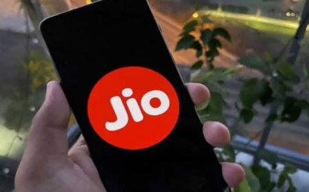 जियो यूजर्स के लिए खुशखबरी! मुकेश अंबानी दे रहे हैं 20GB फ्री डेटा, जानिए कैसे उठाएं फायदा