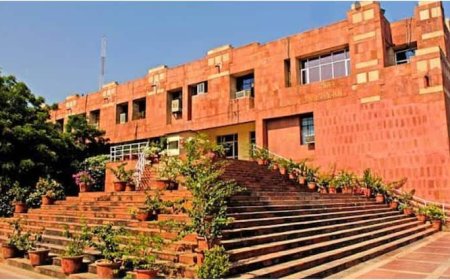 अब JNU में नहीं होगा 'कुलपति', नए नाम 'कुलगुरु' से लौटेगी भारतीय परंपरा की गूंज