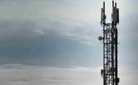 कमजोर हो गया मोबाइल नेटवर्क? तो अभी अपनाएं Android और iPhone के लिए ये 5 आसान तरीके