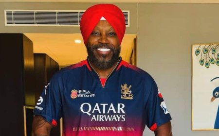 IPL 2025 Final: जर्सी RCB की और पगड़ी पंजाब की, फाइनल में दोनों टीमों को सपोर्ट कर रहे क्रिस गेल; तस्वीर वायरल