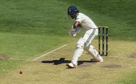 IND-A vs ENG Lions: सेंचुरी बनाने वाले थे कोटियान तभी कप्तान ने की पारी घोषित; दोनों इनिंग्स में चला केएल राहुल का बल्ला