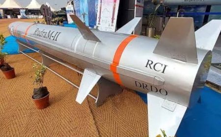 भारत बना रहा ऐसी मिसाइल, जो पलक झपकते ही टारगेट को कर देगी नेस्तनाबूद, पाकिस्तान के लाहौर, कराची आ जाएंगे जद में; जानें खासियत