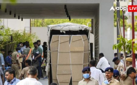 अहमदाबाद प्लेन क्रैश: एक बॉडी बैग के अंदर मिले 2 सिर, परिजनों ने कर दी ये बड़ी मांग