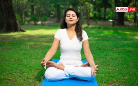 Yoga News: योगासन करते समय क्यों रहना चाहिए खाली पेट? इसके हैं फायदे ही फायदे