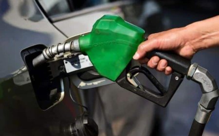 कहर बनकर पाकिस्तान पर टूट रही महंगाई, IMF चंगुल में फंसे पाक में पेट्रोल बढ़कर हुआ 258 के पार