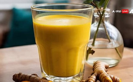 सोने से पहले हल्दी वाला दूध पीने के जबरदस्त फायदे, डिप्रेशन समेत इन समस्याओं से मिलेगी राहत