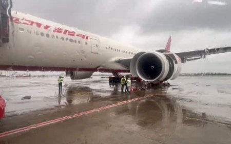 यात्री ने पहले फ्लाइट में पी शराब, फिर होस्टेस के साथ करने लगा बदसलूकी.. लैंडिंग होते ही चढ़ा पुलिस के हत्थे