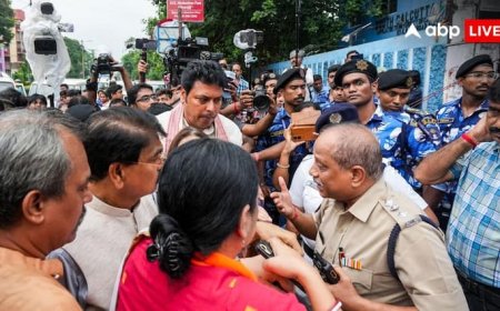 मनोजीत मिश्रा पर पहले से दर्ज था केस, पुलिस का खुलासा; कोलकाता लॉ कॉलेज ने गैंगरेप के तीनों आरोपियों को निकाला