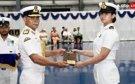 सब-लेफ्टिनेंट आस्था पुनिया बनीं नौसेना की पहली महिला फाइटर पायलट, उड़ाएंगी ये घातक लड़ाकू विमान
