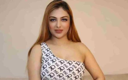 कौन हैं खुशी मुखर्जी? जानें सोशल मीडिया से हर महीने कितना पैसा कमाती हैं