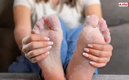 बर्फ की तरह ठंडे रहते हैं आपके भी पैर? जानें किस बीमारी के हैं ये लक्षण