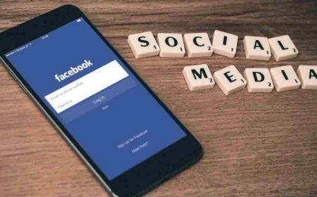 कहीं कोई और तो नहीं कर रहा आपके Facebook अकाउंट का इस्तेमाल? ऐसे मिनटों में कर सकते हैं पता