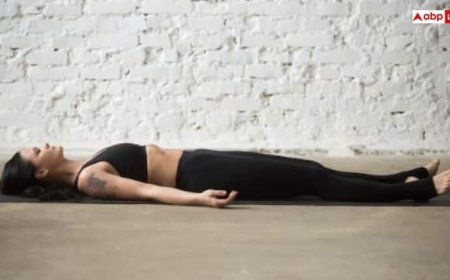 शवासन करने के 6 बड़े फायदे, जानें करने का सही तरीका