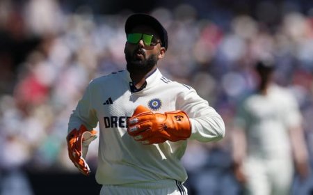 लॉर्ड्स में क्यों नहीं खेल रहे ऋषभ पंत? ये रही दूसरे दिन मैदान में ना उतरने की असली वजह