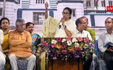 TMC का 'अस्मिता कार्ड'! शहीद दिवस पर बांग्ला भाषियों के अपमान के आरोपों में बीजेपी को घेरने की रणनीति