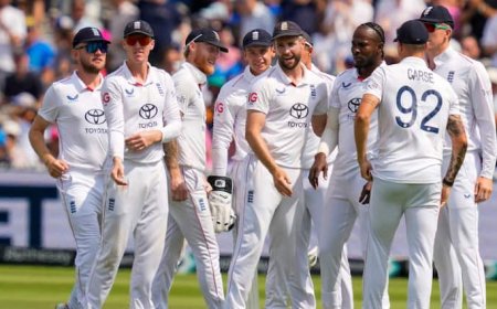 Ind Vs Eng:  क्रॉले और डकेट का अर्धशतक, दूसरे दिन की समाप्ति पर इंग्लैंड मजबूत, स्कोर देखकर भारतीय फैन्स की बढ़ेगी चिंता