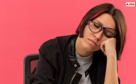 8 घंटे सोने के बाद भी नहीं रहते फ्रेश? ये 6 कारण आपकी नींद के दुश्मन तो नहीं