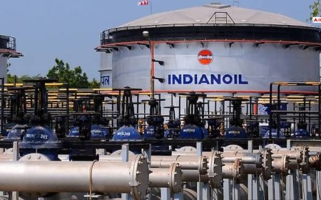 ट्रंप के टैरिफ बम का असर! भारत ने बंद किया रूस से तेल खरीदना, जानें किसने किया ये दावा