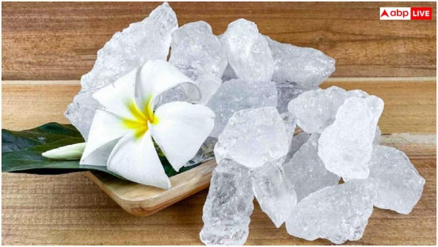 लंबे और घने बालों के लिए वरदान है फिटकरी, जानें इसे इस्तेमाल करने का तरीका