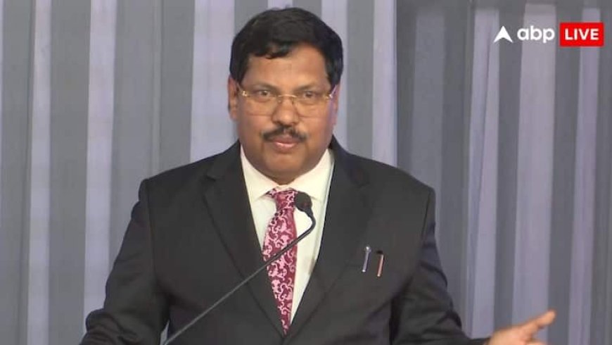 Supreme Court: 'वह अभी भी जज हैं, आपके दोस्त नहीं', जस्टिस वर्मा को सिर्फ 'वर्मा' कहा तो याचिकाकर्ता पर भड़के CJI