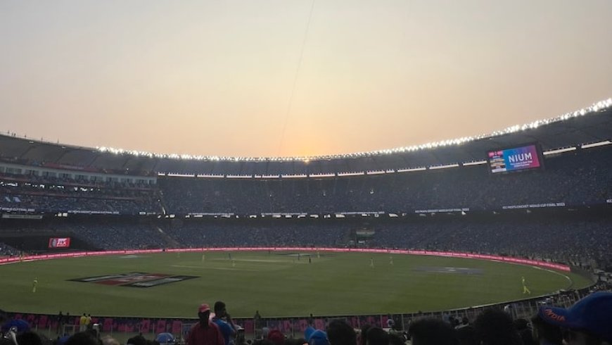 INDW vs ENGW: इंग्लैंड में भारतीय कप्तान के बल्ले ने उगली आग, तीसरे वनडे में रच डाला इतिहास; किया ये बड़ा कारनामा