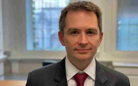 ब्रिटेन के एक सांसद ने किया अपना AI अवतार तैयार! इस वजह से किया ये काम