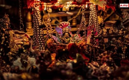 Krishna Janmashtami 2025: आने वाली कृष्ण जन्माष्टमी, वास्तु अनुसार ऐसे सजाएं कान्हा का झूला