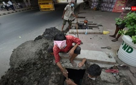 दिल्ली में लगाई थी रोक और सुप्रीम कोर्ट के गेट पर ही हो रहा हाथ से मैला ढोने का काम, तस्वीरें देखकर बोले जज- हम विवश हैं कि...