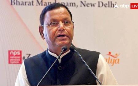 ऑपरेशन डीप मेनिफेस्ट: पाकिस्तानी अवैध आयात का पर्दाफाश, विभाग ने 12.04 करोड़ का सामान किया जब्त