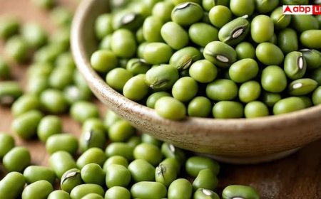 शरीर में तेजी से बढ़ेगा Vitamin B12, बस इस तरीके से खा लीजिए मूंग दाल