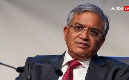 मुख्य चुनाव आयुक्त के खिलाफ महाभियोग प्रस्ताव लाने की तैयारी में विपक्ष, वोट चोरी के मुद्दे पर लंबी होगी लड़ाई