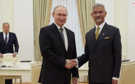 भारत-रूस का याराना कायम, ट्रंप की टैरिफ धमकियों के बीच पुतिन से मिले विदेश मंत्री जयशंकर