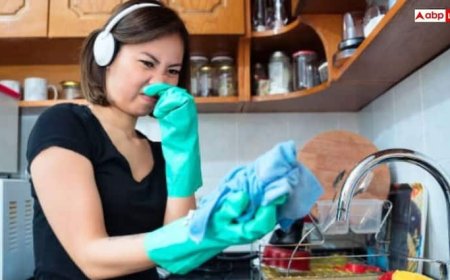 किचन से आ रही ही कचरे की बदबू? तो तुरंत ही आजमाएं ये 6 आसान से हैक्स