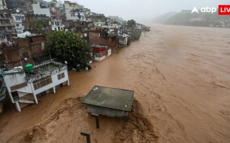 कहीं बाढ़, कहीं लैंडस्लाइड तो कहीं बादल फटे... J-K, हिमाचल से लेकर अरुणाचल तक कुदरत ने बरपाया कहर