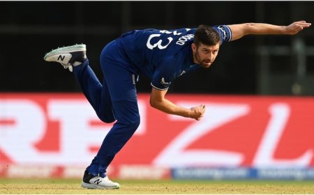 इंग्लैंड के मार्क वुड में इस भारतीय बल्लेबाज का खौफ! बोले- बहुत मुश्किल है गेंदबाजी करना