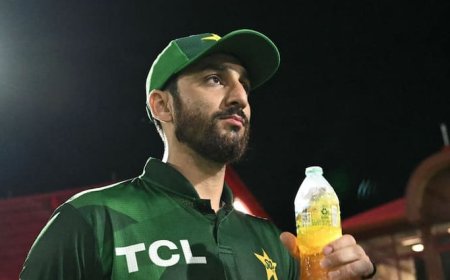 Watch: कप्तान सलमान आगा के सामने पाकिस्तान की घनघोर बेइज्जती, चौंके लेकिन बोल नहीं सके कुछ