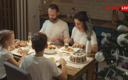 क्या आप भी देर रात में खाते हैं खाना, जानें यह कैसे आपकी हड्डियों को कर रहा कमजोर?