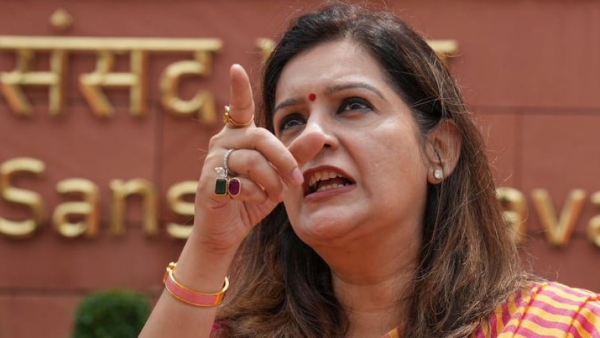 सुप्रीम कोर्ट के स्ट्रीट डॉग्स को लेकर दिए आदेश पर प्रियंका चतुर्वेदी का पहला रिएक्शन, कहा- 'फरमान जारी कर देना...'