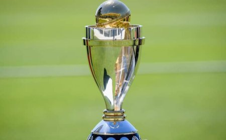 संकट में टीम इंडिया, ODI वर्ल्ड कप से बाहर हुआ स्टार बल्लेबाज; देखें भारत का अपडेटेड स्क्वाड