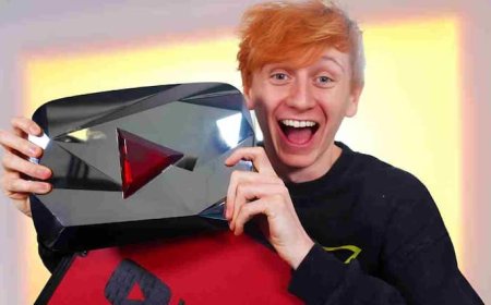 कब मिलता है YouTube का Red Diamond Button! जानिए कितने होने चाहिए सबस्क्राइबर्स और फिर कितनी होती है कमाई