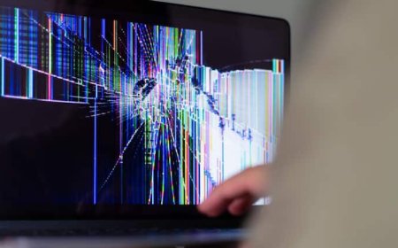 चलते-चलते कबाड़ बन जाएगा महंगी कीमत वाला लैपटॉप, कभी न करें ये गलतियां