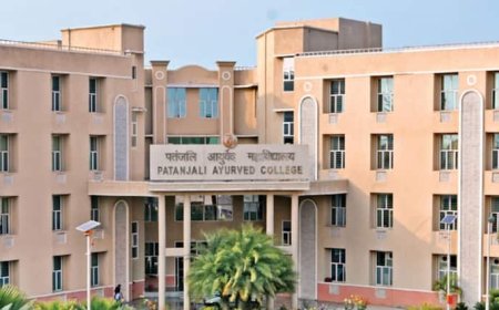 योग, आयुर्वेद और आधुनिक विज्ञान: पतंजलि का दावा- बेजोड़ है कॉलेज की शिक्षा, छोड़ा वैश्विक प्रभाव