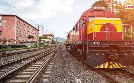 रेलवे कर्मचारियों को बोनस देने का ऐलान, लेकिन रेलवे सुरक्षा बल को नहीं मिलेगा इसका फायदा! जानें क्यों?